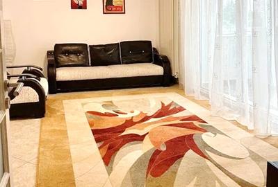 Apartament cu 2 camere decomandat în Polonă