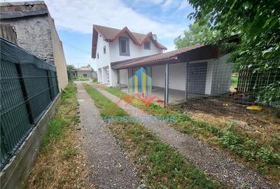 Casă individuală cu 3 camere cu Canalizare în Central - 4