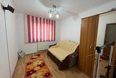 Apartament cu 3 camere decomandat în Central - 8