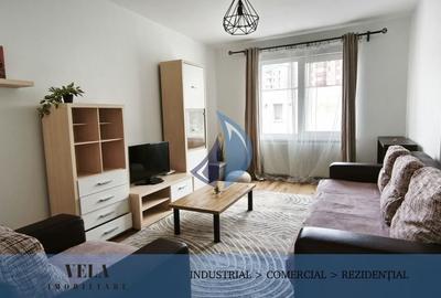 Apartament cu 3 camere decomandat în Tudor