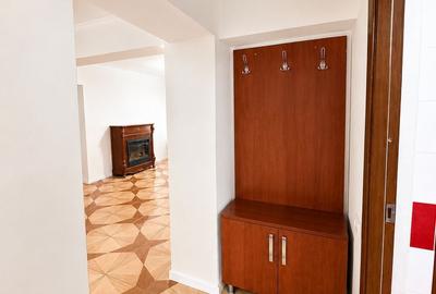 Apartament cu 4 camere în Ultracentral