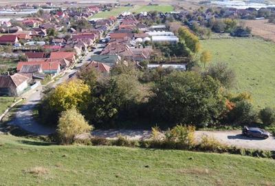 Teren intravilan de 2200 mp, în Sântana de Mureș