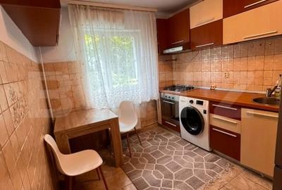 Garsonieră decomandată, mobilată în Podu Roș - 4