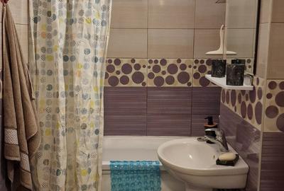 Apartament cu 2 camere decomandat în Dosu Bricii