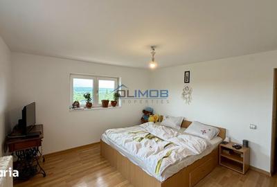 Casă cu 4 camere cu Teren 1561 Mp în Crevedia Mare - 14