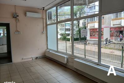 Spațiu comercial, de 20 mp, în Nicolina