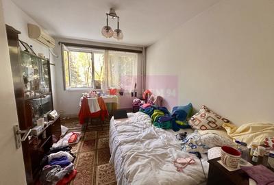 Apartament cu 3 camere decomandat în Berceni - 11