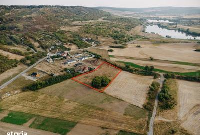Teren de 5755 mp, în Oșorhei