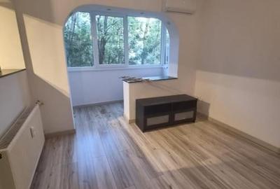 Apartament cu 2 camere, mobilat în Bucureștii Noi
