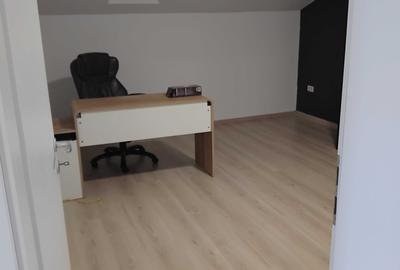 Apartament cu 3 camere decomandat în Moșnița Veche - 4
