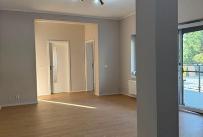 Apartament cu 3 camere decomandat în Giroc
