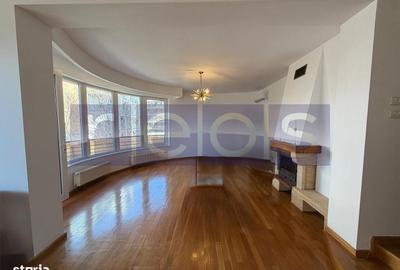 Apartament cu 4 camere în Central