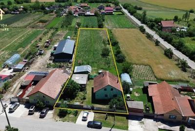 Casă cu Teren 2800 Mp în Săceni - 13