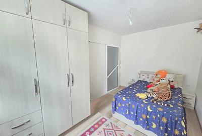 Apartament cu 3 camere semidecomandat în Micro 17 - 12