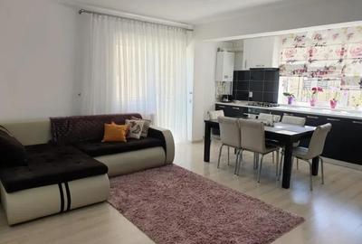 Apartament cu 3 camere decomandat în Valea Lupului - 2