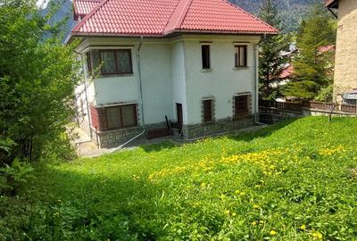 Casă cu 8 camere cu Canalizare în Valea Alba - 1