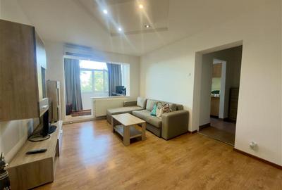 Apartament cu 2 camere semidecomandat în Podu Roș - 1