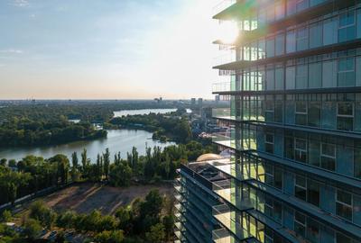 Apartament cu 4 camere decomandat în Floreasca