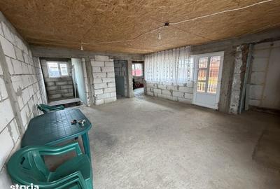 Casă cu 5 camere cu Teren 484 Mp în Ciorani - 7