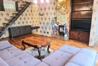 Apartament cu 3 camere decomandat în Horea