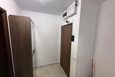 Apartament cu 2 camere semidecomandat, mobilat în Tomis I - 8