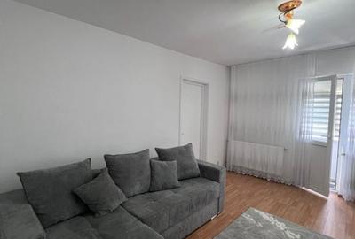 Apartament cu 4 camere în Traian - 1