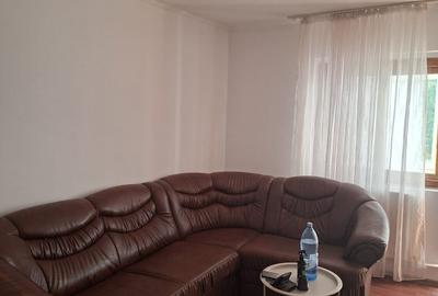 Apartament cu 2 camere semidecomandat în Lacu
