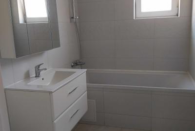 Apartament cu 3 camere decomandat în Florești - 2