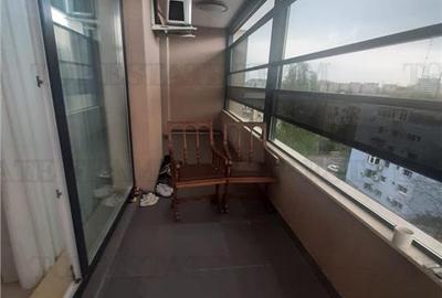 Apartament cu 3 camere semidecomandat, mobilat în Calea Călărașilor - 2