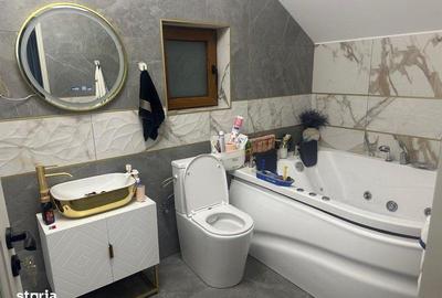Casă cu 4 camere cu Teren 180 Mp în Central