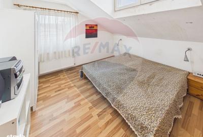 Casă cu 4 camere în Central
