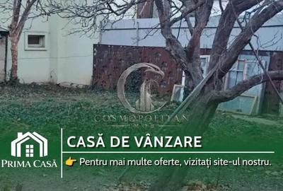 Casă cu 4 camere cu Canalizare în Central