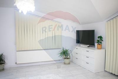 Casă cu 5 camere cu Piscina în Ghighiu - 11