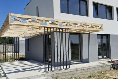 Casă cu 4 camere în Săftica