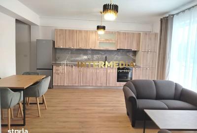 Apartament cu 3 camere decomandat în Cetate