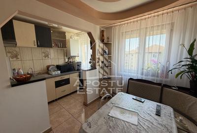 Apartament cu 3 camere semidecomandat în Dacia - 13