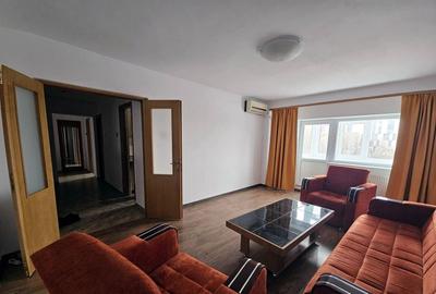 Apartament cu 2 camere decomandat, mobilat în Victoriei