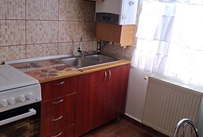 Apartament cu 3 camere decomandat, mobilat în Central - 5