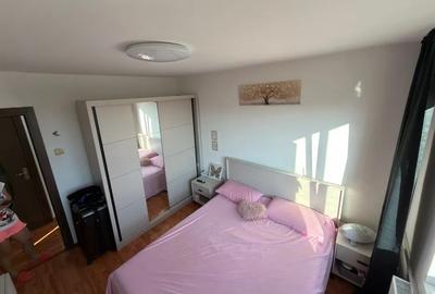 Apartament cu 3 camere decomandat, mobilat în Olteniței
