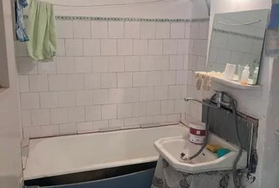 Garsonieră semidecomandată în Craiovița Nouă