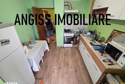Apartament cu 2 camere decomandat în E3
