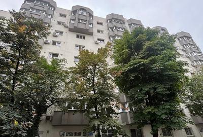 Apartament cu 3 camere decomandat în Unirii