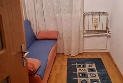 Apartament cu 2 camere semidecomandat, mobilat în Torontalului