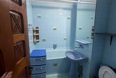 Apartament cu 2 camere decomandat în Rovine - 4