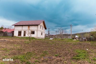 Casă cu 5 camere cu Teren 1440 Mp în Poduri - 5
