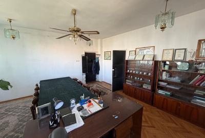 Birou, de 55 mp, în Iris