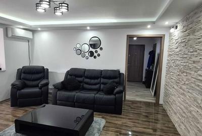 Apartament cu 3 camere în Central - 1