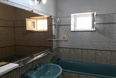 Apartament cu 3 camere în 13 Septembrie - 13