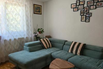 Casă cu Teren 1240 Mp în Central