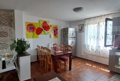 Casă individuală cu 4 camere cu Canalizare în Victoria - 4